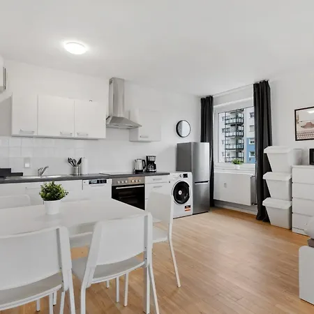 Monteur - Fuer Bis Zu 5 Personen In 64546 - Gg11 Daire