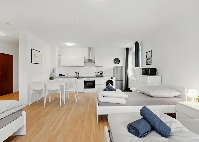 Monteur - Fuer Bis Zu 5 Personen In 64546 - Gg11